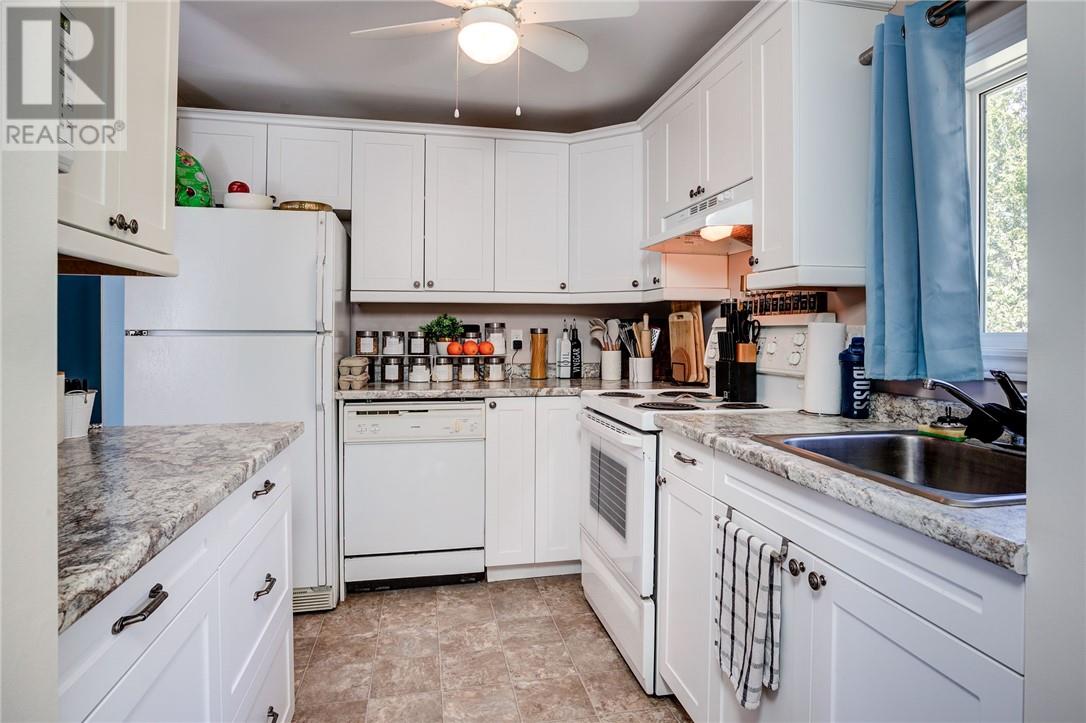 230 Lake Road, St. Charles, Ontario  P0M 2W0 - Photo 31 - 2128056