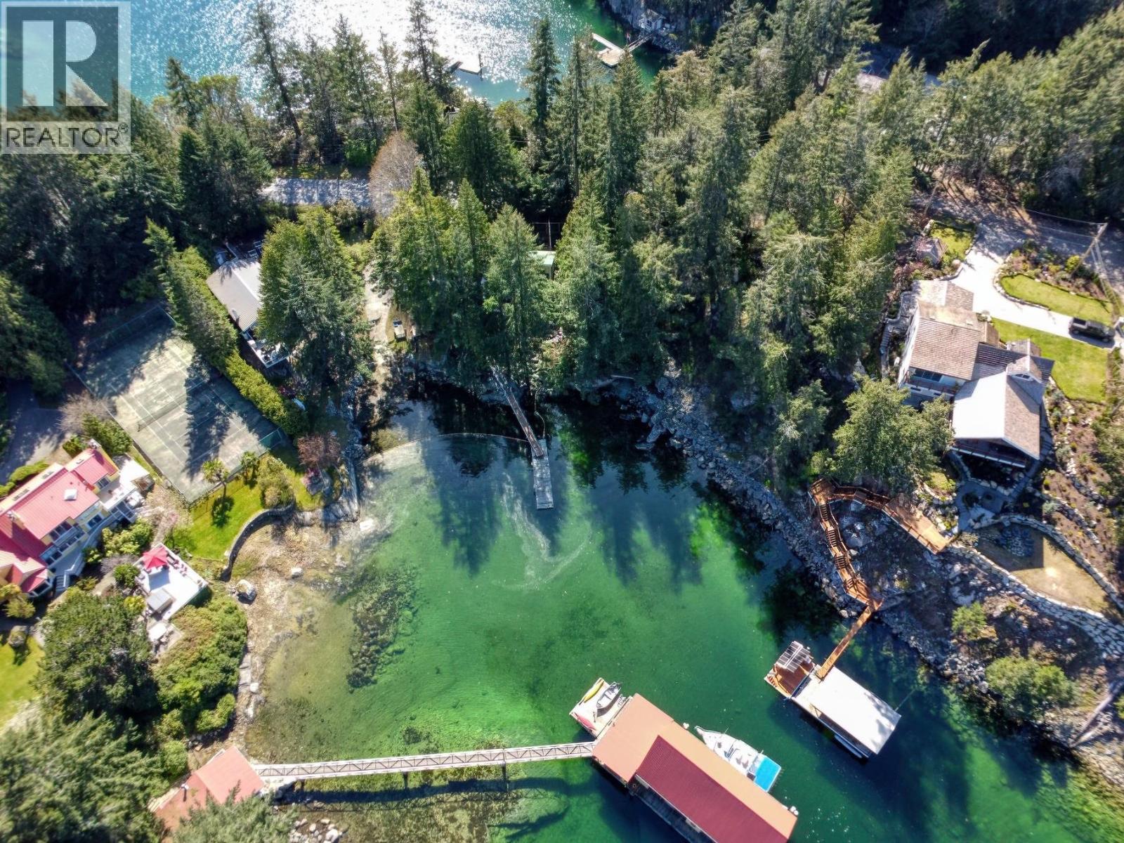 12814 Alexander Road, Madeira Park, British Columbia  V0N 2H1 - Photo 10 - R3128077
