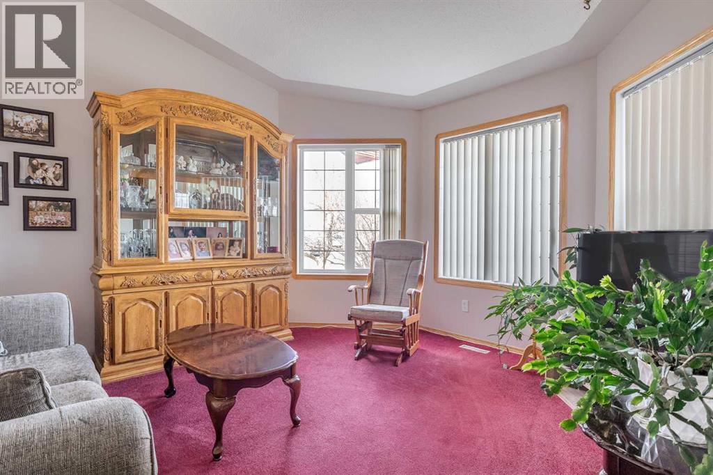 27 Upland Manor, Brooks, Alberta  T1R 1L4 - Photo 4 - A2303467