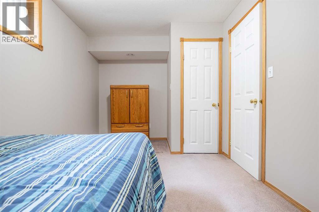 27 Upland Manor, Brooks, Alberta  T1R 1L4 - Photo 45 - A2303467