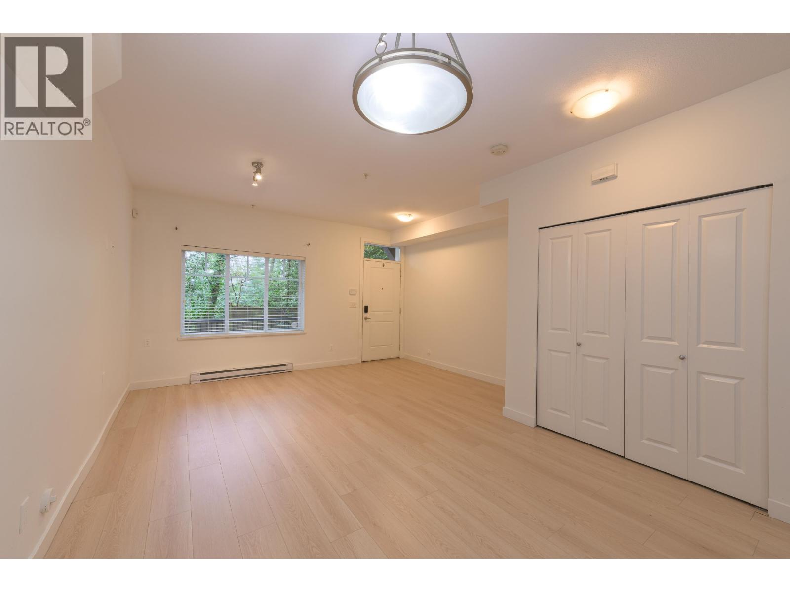 112 3888 Norfolk Street, Burnaby, British Columbia  V5G 1E5 - Photo 5 - R3112096