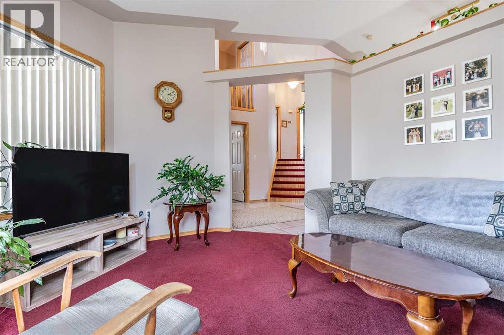 27 Upland Manor, Brooks, Alberta  T1R 1L4 - Photo 7 - A2303467