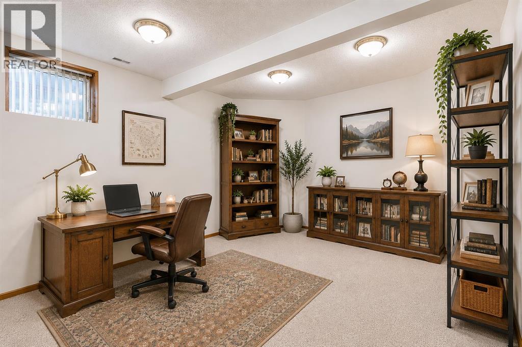 27 Upland Manor, Brooks, Alberta  T1R 1L4 - Photo 48 - A2303467