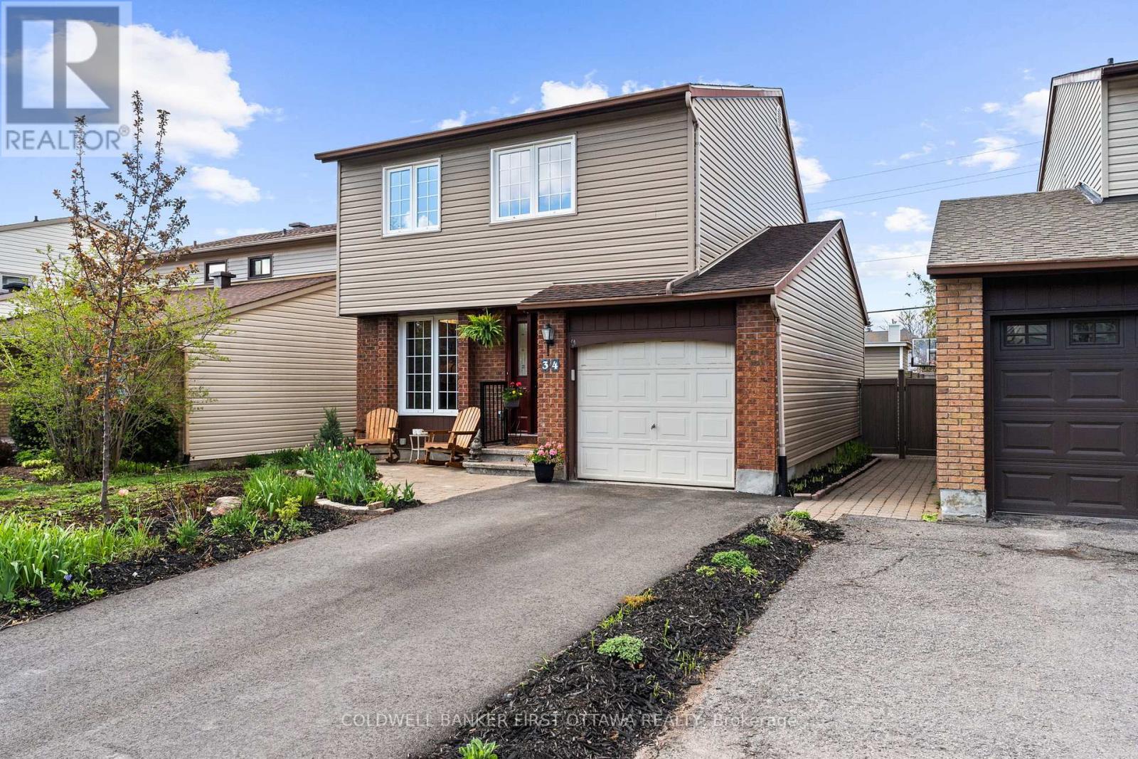 34 MELVILLE DRIVE, Ottawa, Ontario