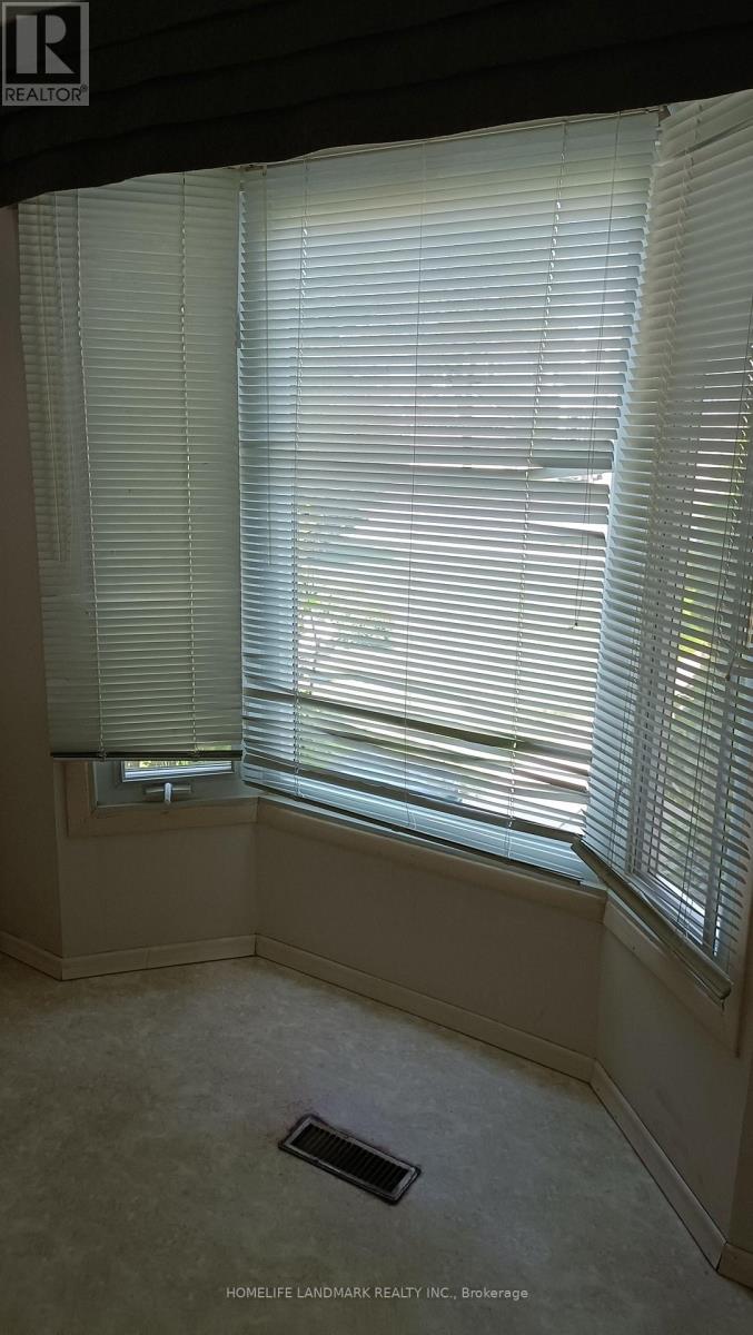 113 Wintermute Boulevard, Toronto, Ontario  M1W 3M8 - Photo 7 - E13181188