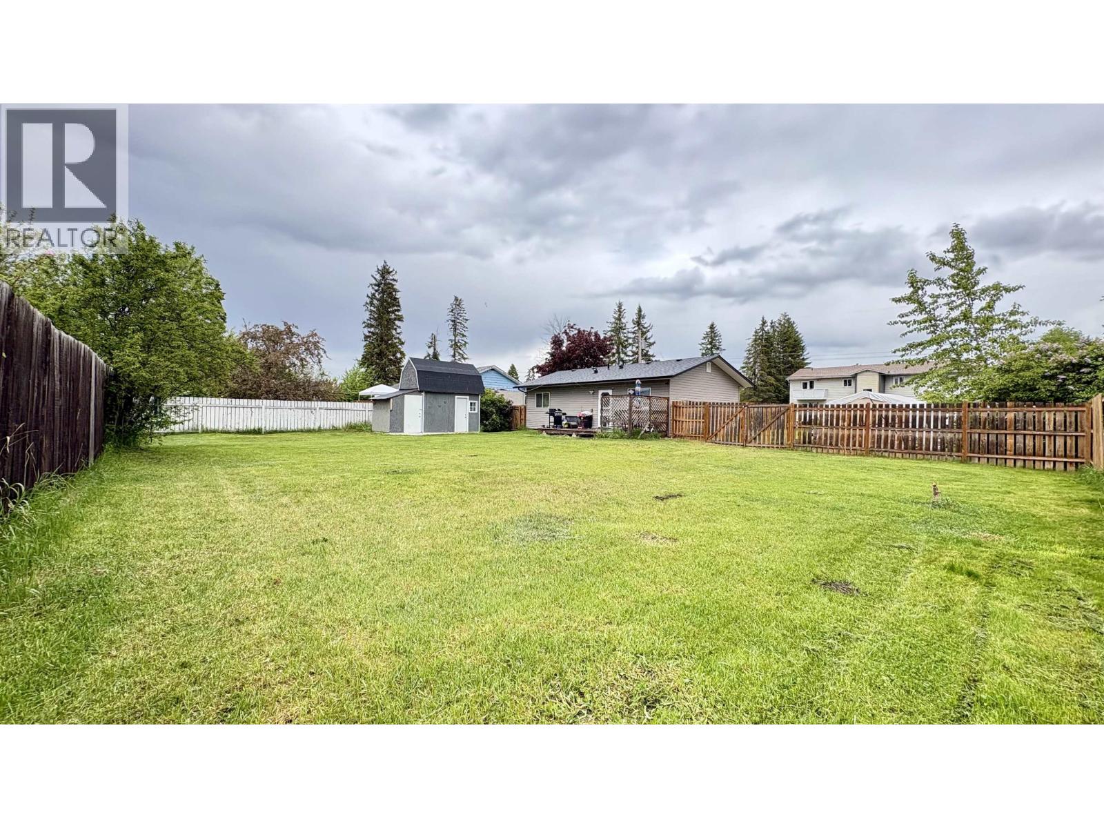 2205 Redwood Street, Prince George, British Columbia  V2L 2N5 - Photo 17 - R3128512