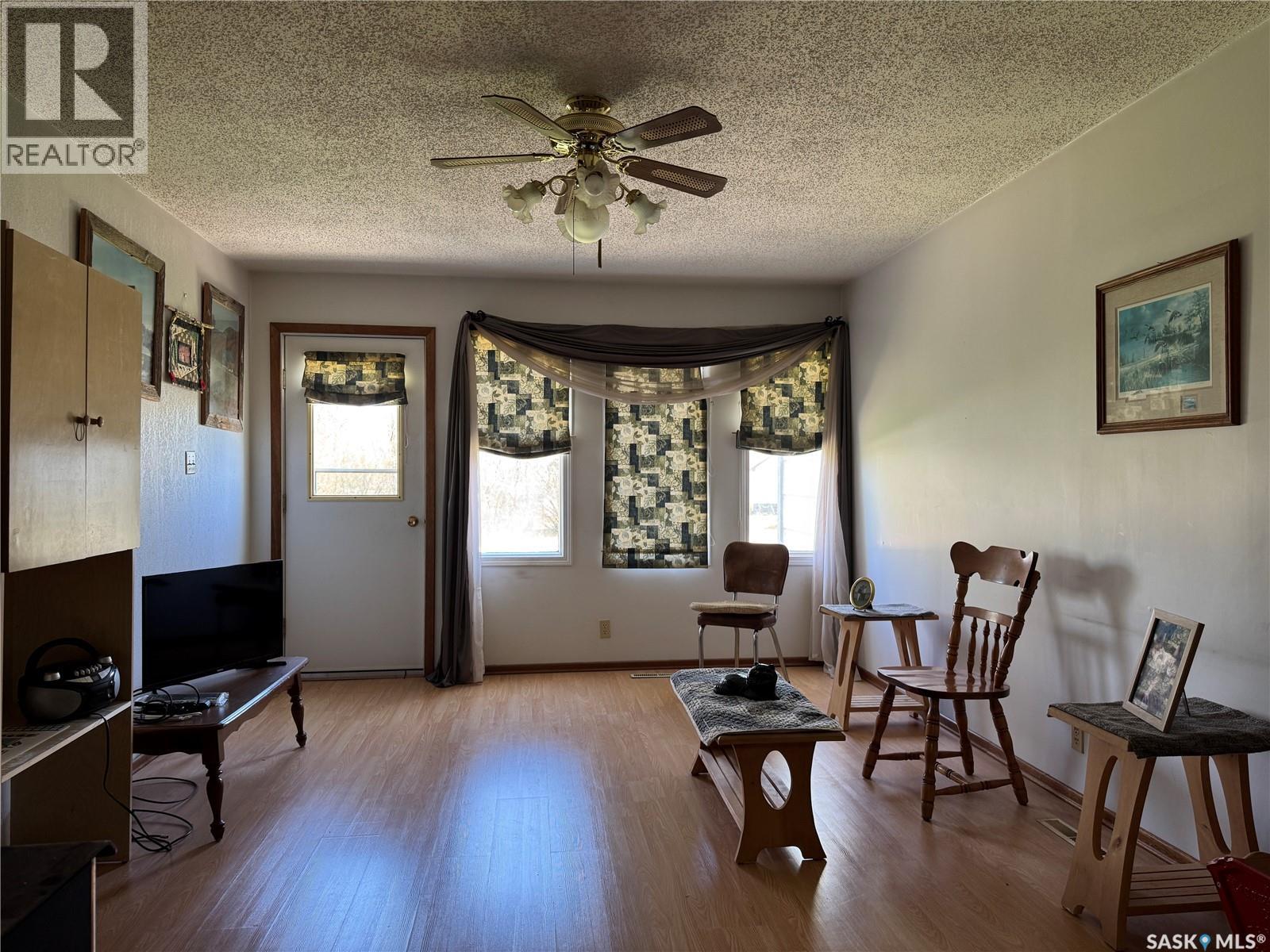 728 Mcintosh Street, Foam Lake, Saskatchewan  S0A 1A0 - Photo 8 - SK036982