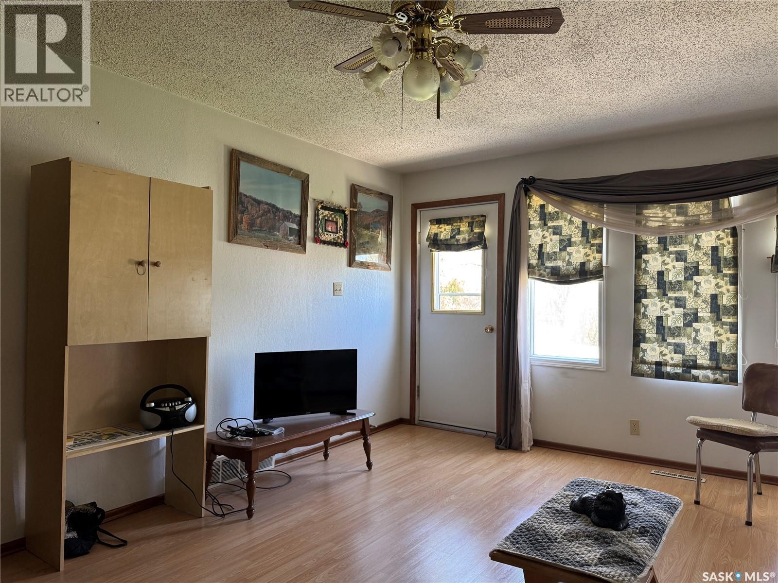 728 Mcintosh Street, Foam Lake, Saskatchewan  S0A 1A0 - Photo 9 - SK036982