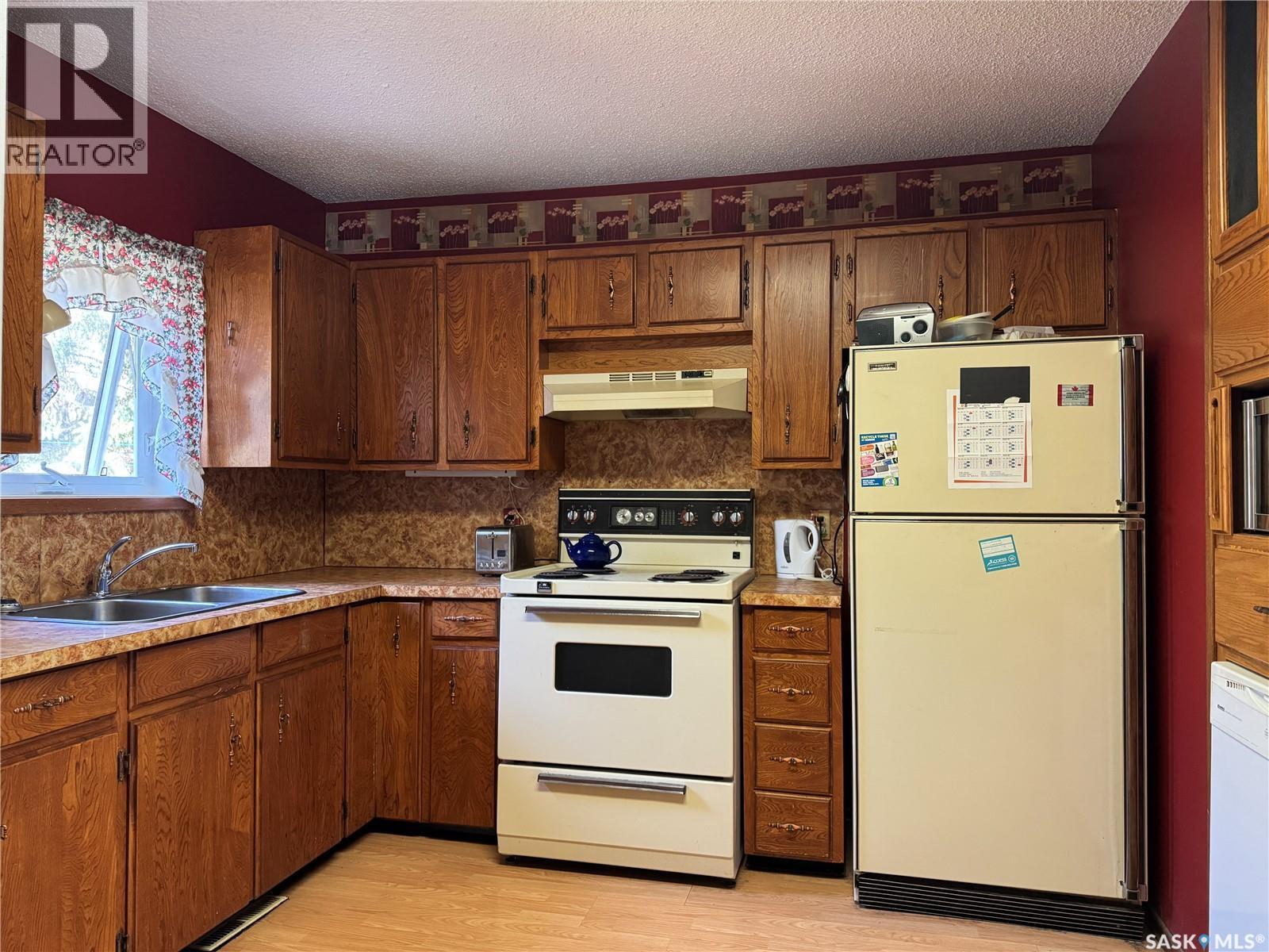 728 Mcintosh Street, Foam Lake, Saskatchewan  S0A 1A0 - Photo 6 - SK036982