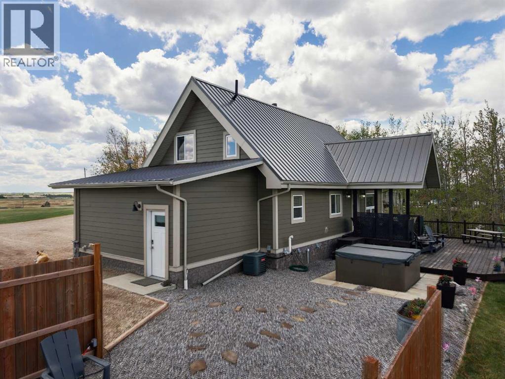 30-36006 Highway 2 Service Road South, Rural Red Deer County, Alberta  T4G 0G6 - Photo 4 - A2311275