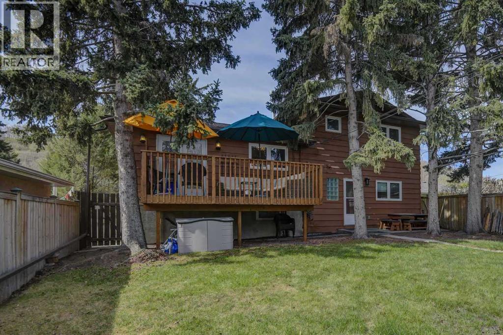 8116 33 Avenue Nw, Calgary, Alberta  T3B 1L8 - Photo 36 - A2311936