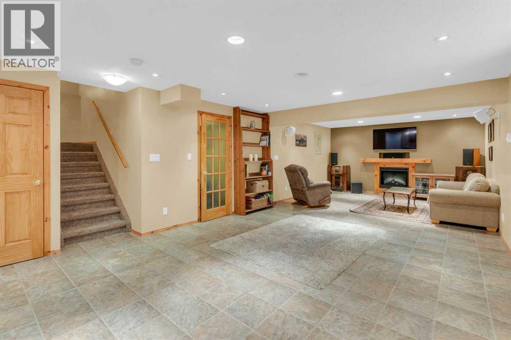 124 Gleneagles Terrace, Cochrane, Alberta  T4C 1W6 - Photo 36 - A2314525