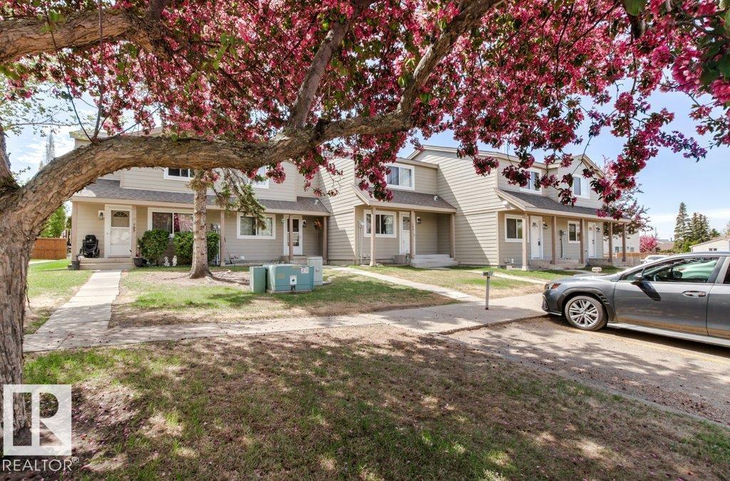795 Village Dr, Sherwood Park, Alberta  T8A 4H9 - Photo 1 - E4490106