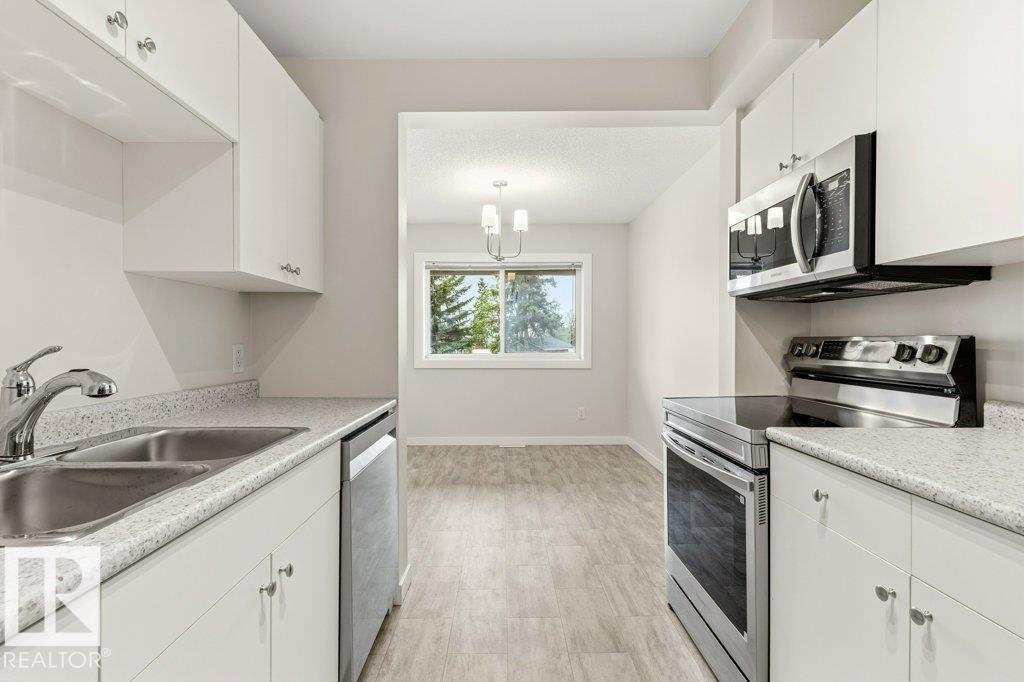 795 Village Dr, Sherwood Park, Alberta  T8A 4H9 - Photo 15 - E4490106