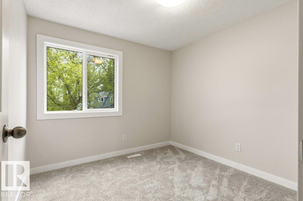 795 Village Dr, Sherwood Park, Alberta  T8A 4H9 - Photo 36 - E4490106