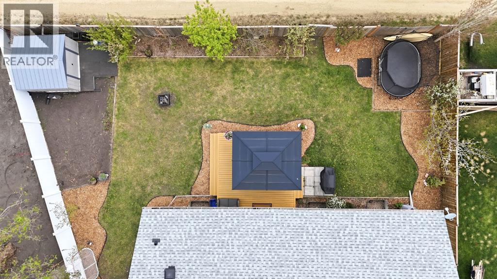 60 Anquetel Close, Red Deer, Alberta  T4R 1G7 - Photo 35 - A2313735