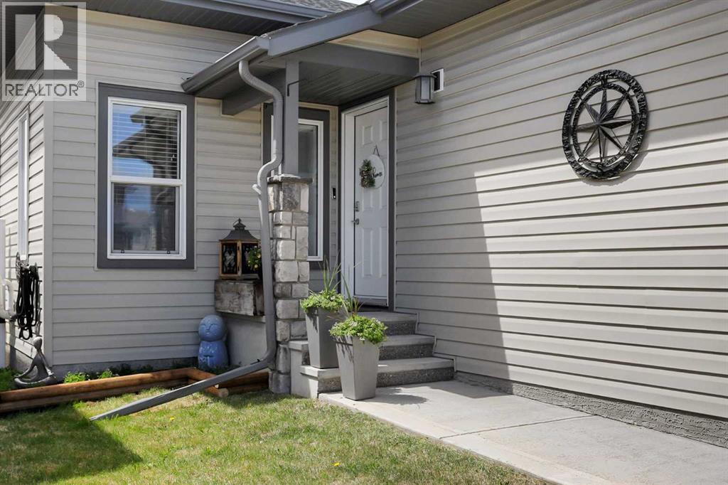 68 Windermere Close, Red Deer, Alberta  T4N 2J8 - Photo 3 - A2314571
