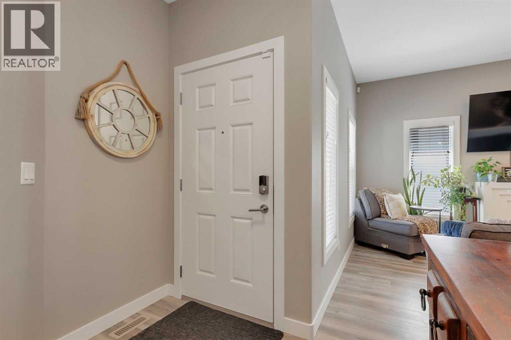 68 Windermere Close, Red Deer, Alberta  T4N 2J8 - Photo 4 - A2314571