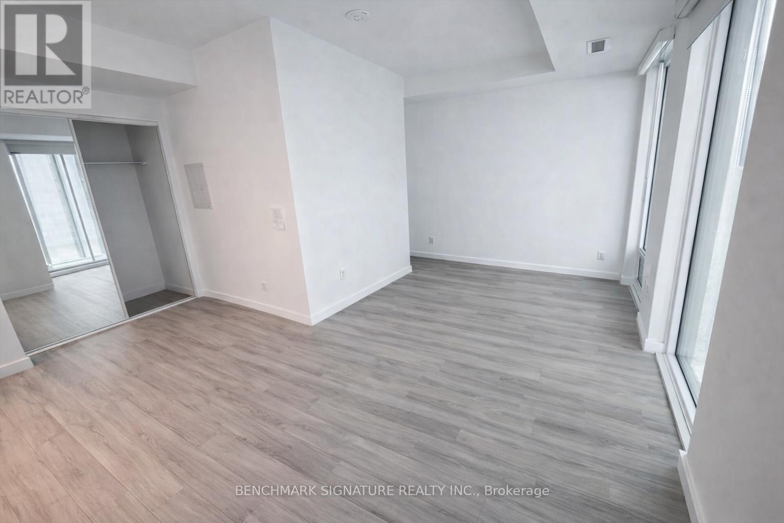 517 - 121 Saint Patrick Street, Toronto, Ontario M5T 0B8 - Photo 3 - C13181350