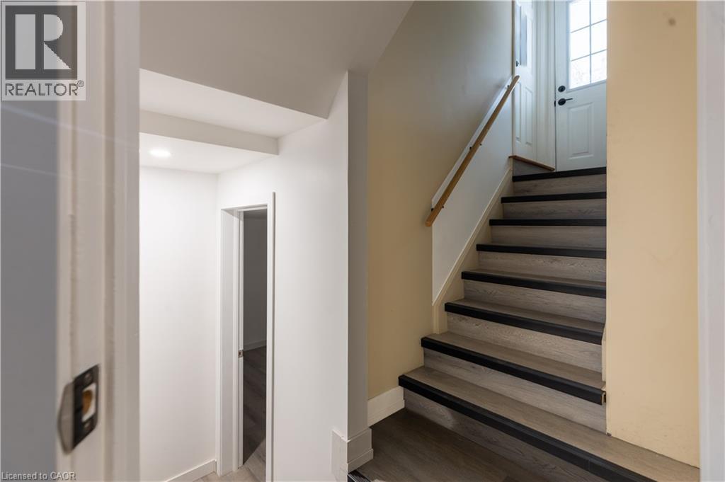 598 Mapledale Avenue Unit# Lower, London, Ontario  N5X 2B8 - Photo 5 - 40805359