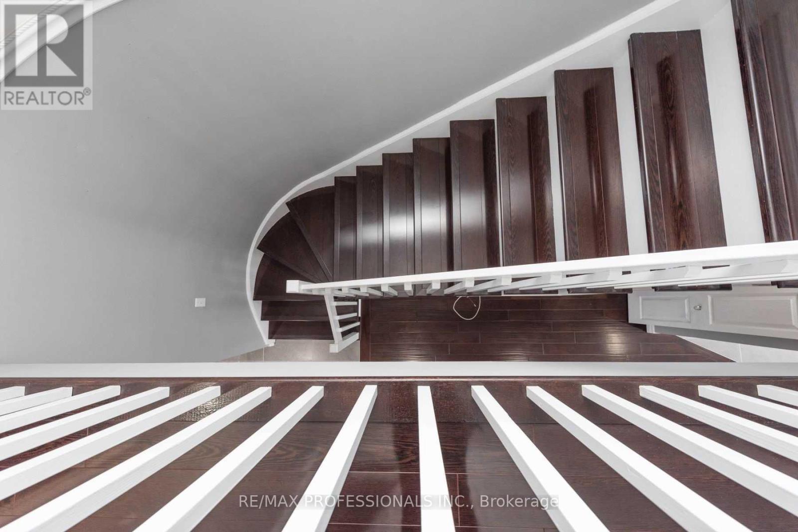 1362 Brookstar Drive, Oakville, Ontario  L6M 3W1 - Photo 22 - W13181302