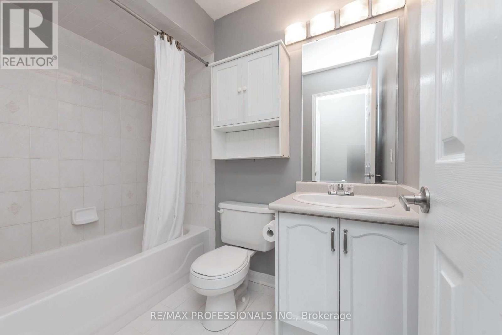 1362 Brookstar Drive, Oakville, Ontario  L6M 3W1 - Photo 28 - W13181302