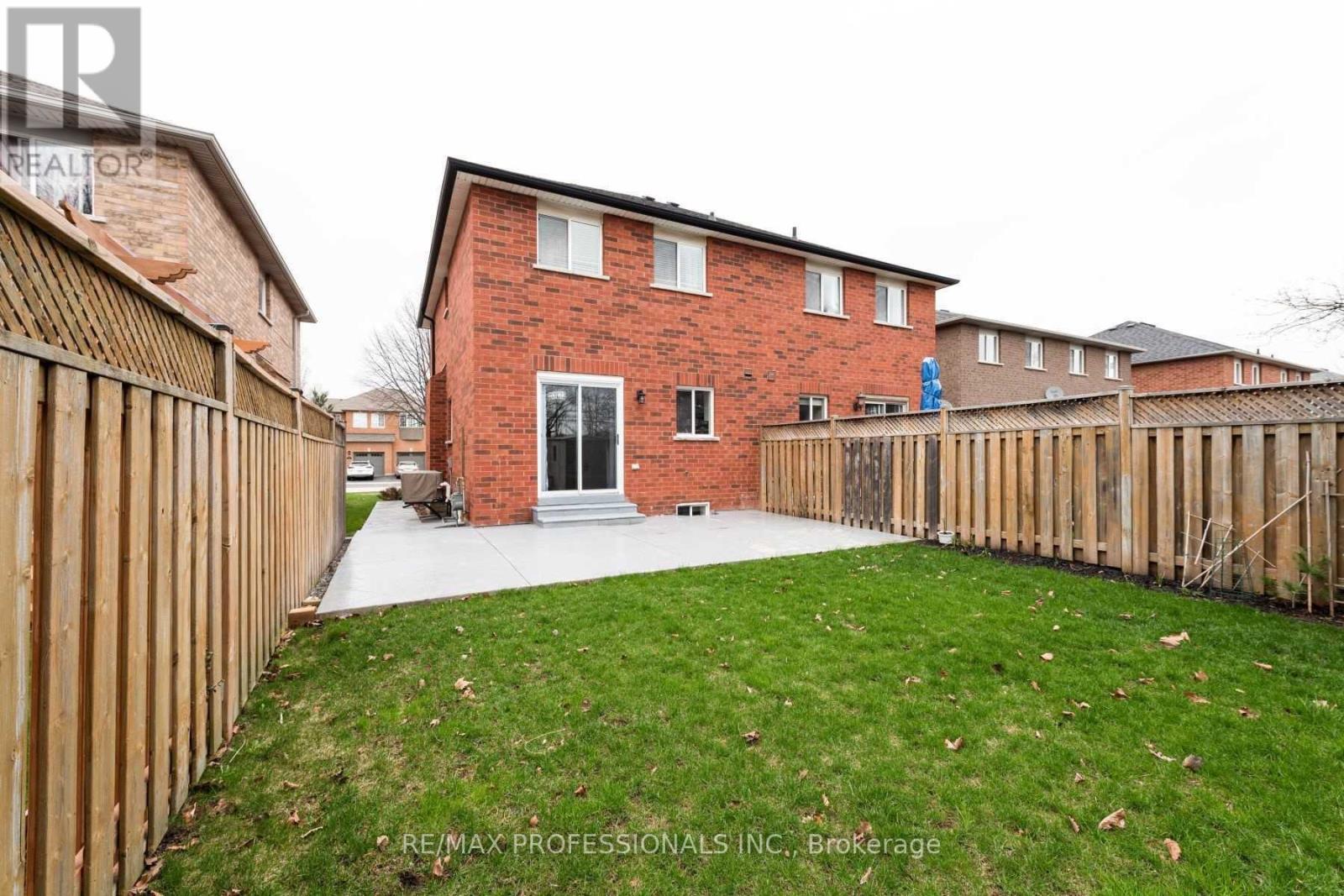 1362 Brookstar Drive, Oakville, Ontario  L6M 3W1 - Photo 34 - W13181302