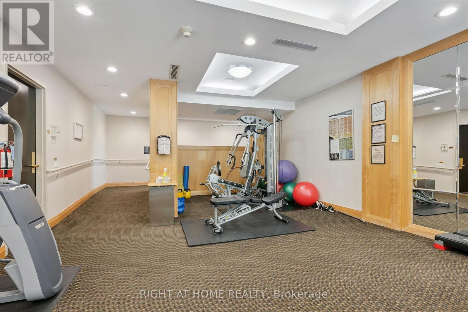 512 - 2662 Bloor Street W, Toronto, Ontario  M8X 2Z7 - Photo 37 - W13181408