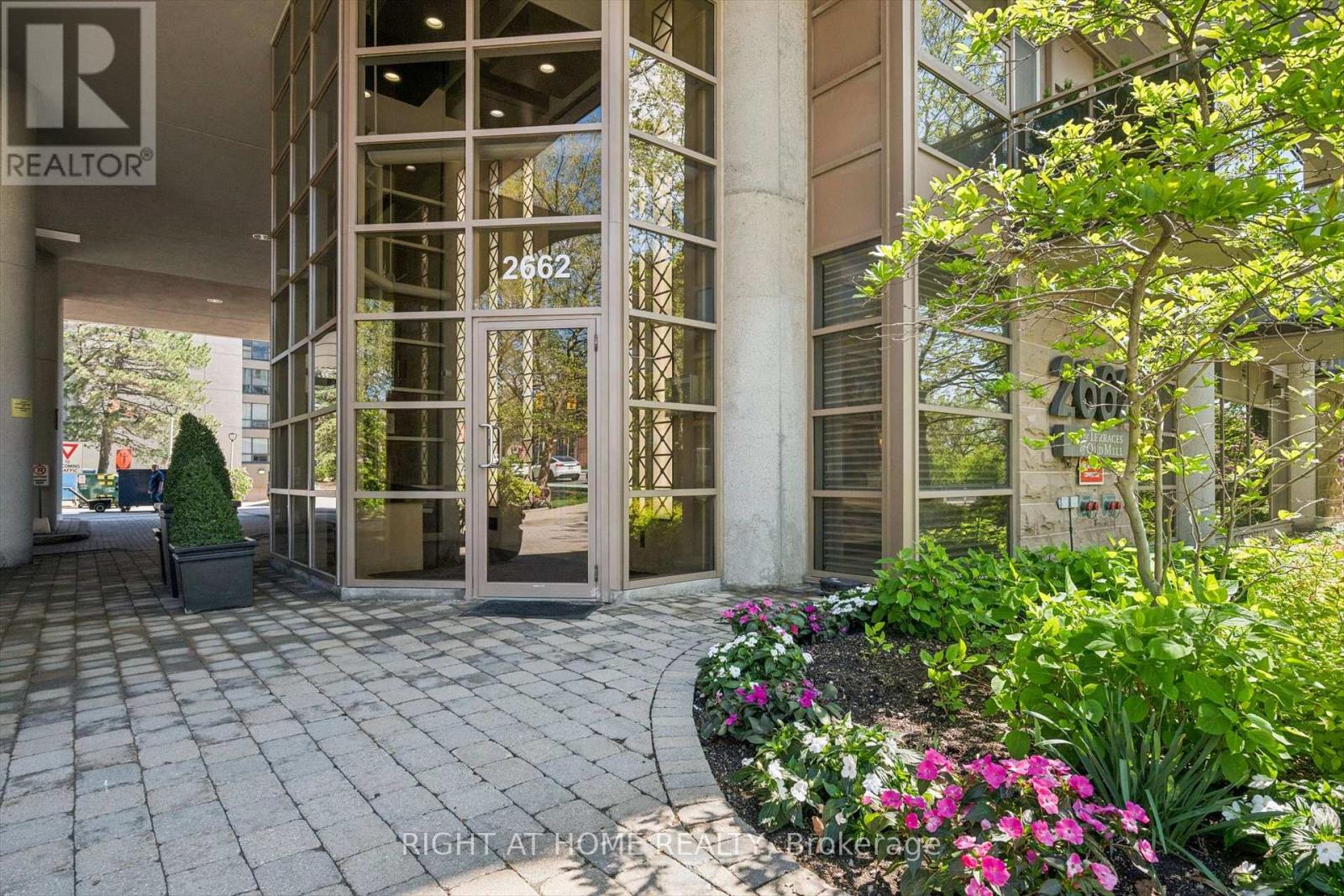 512 - 2662 Bloor Street W, Toronto, Ontario  M8X 2Z7 - Photo 46 - W13181408