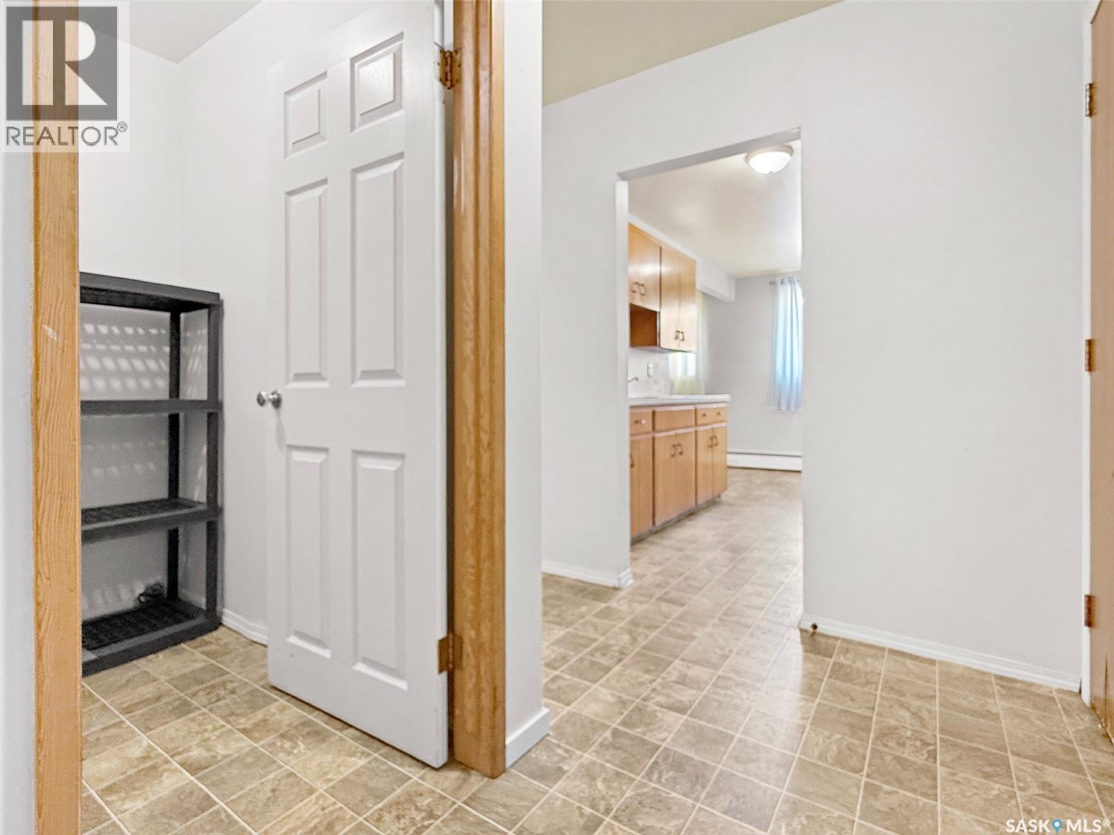 373 2nd Avenue Se, Swift Current, Saskatchewan  S9H 3J5 - Photo 4 - SK037264