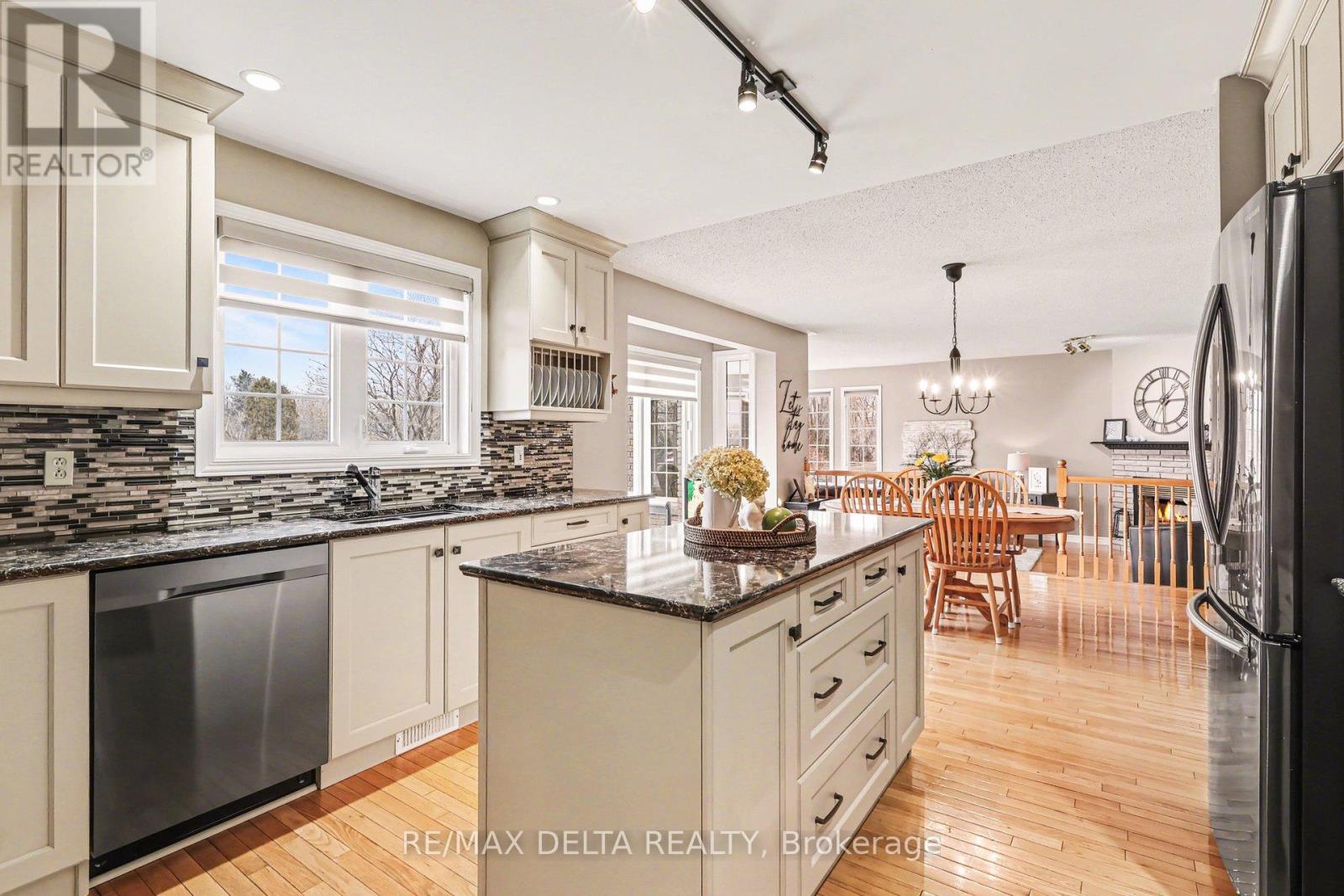 10532 Main Street, North Dundas, Ontario  K0E 1W0 - Photo 17 - X13181468