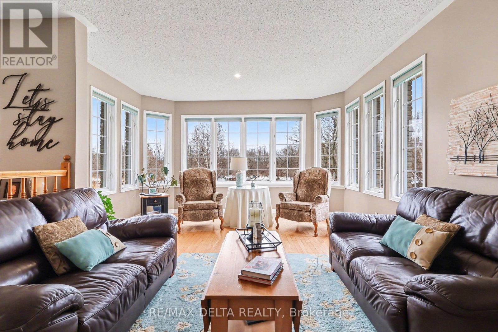 10532 Main Street, North Dundas, Ontario  K0E 1W0 - Photo 23 - X13181468