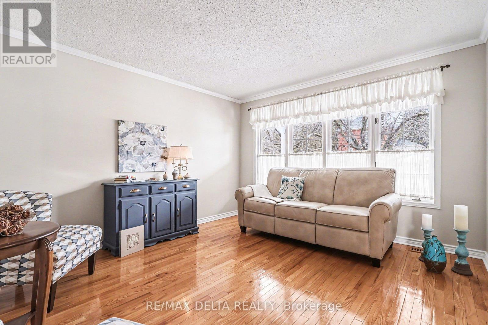 10532 Main Street, North Dundas, Ontario  K0E 1W0 - Photo 7 - X13181468