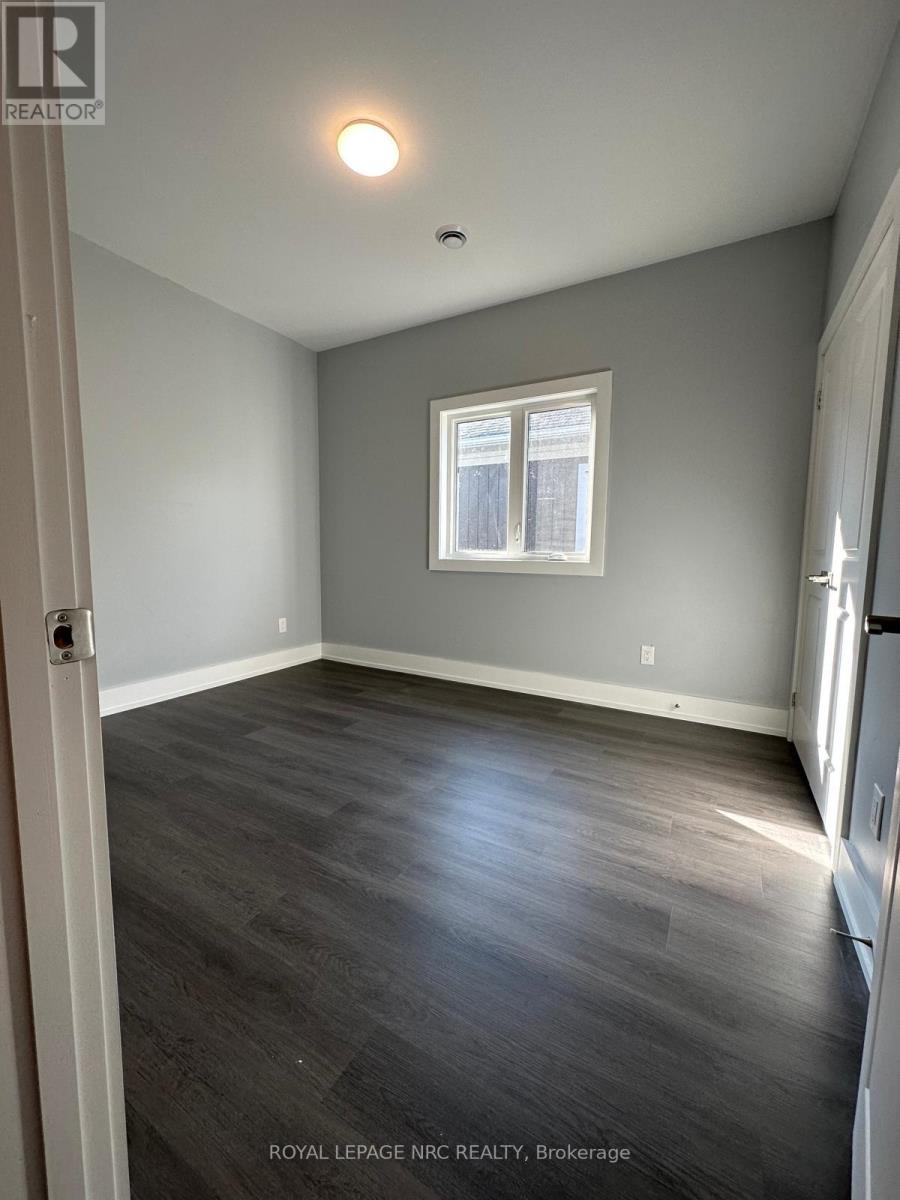 Lower - 58 Griffith Street, Welland (Welland Downtown), Ontario  L3B 4G6 - Photo 7 - X13181538