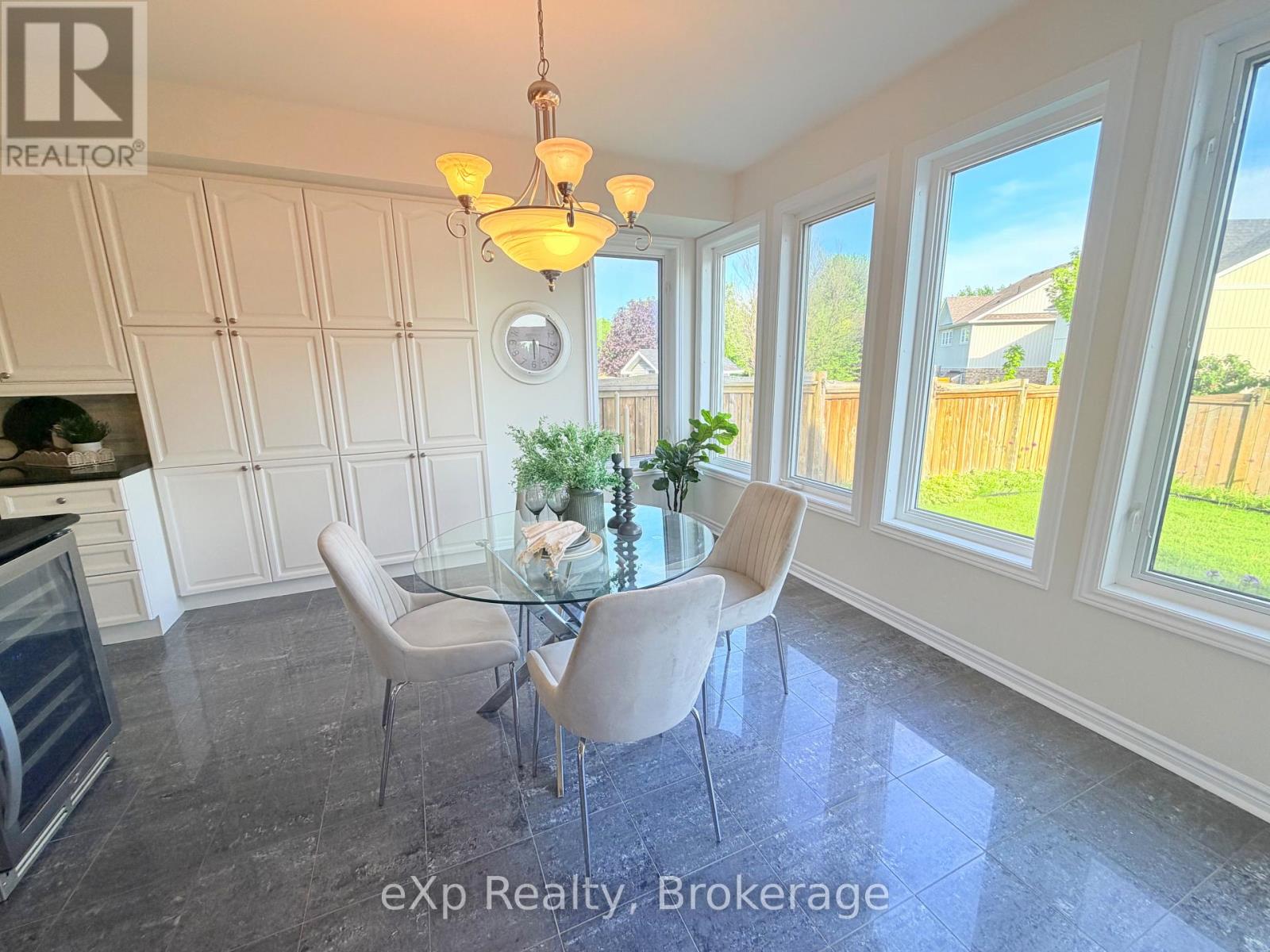 371 Carnwith Drive, Whitby (Brooklin), Ontario  L1M 2M1 - Photo 15 - E13181552