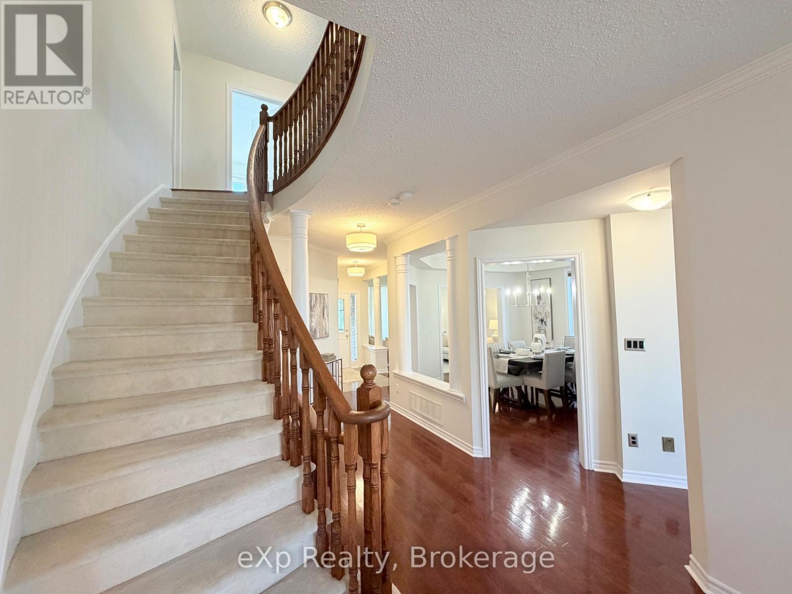 371 Carnwith Drive, Whitby (Brooklin), Ontario  L1M 2M1 - Photo 5 - E13181552