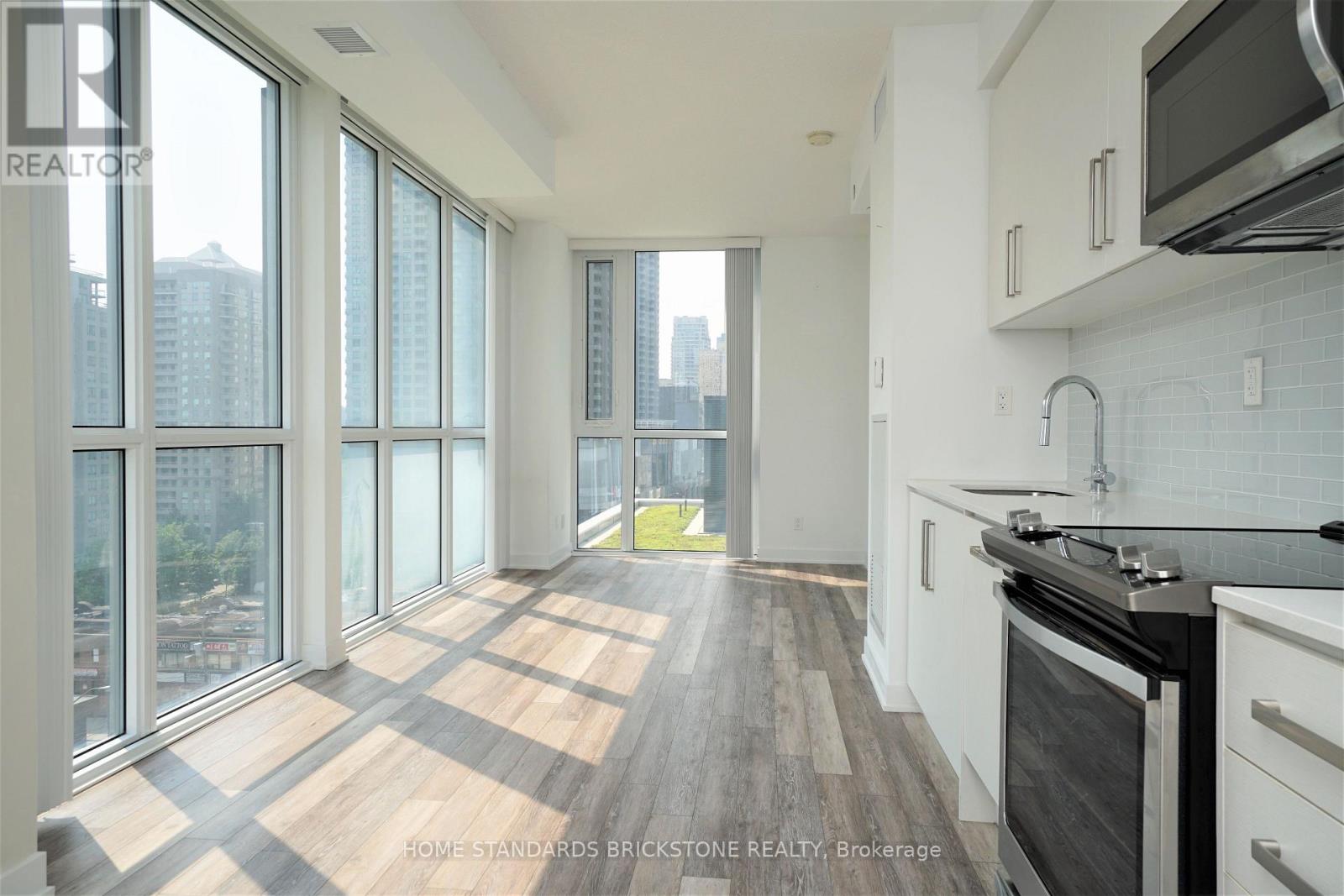607 - 5180 Yonge Street, Toronto, Ontario  M2N 0K5 - Photo 3 - C13181522