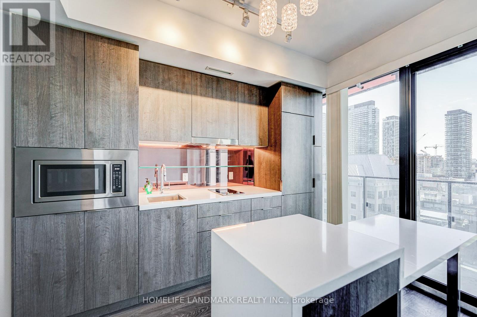 1403 - 215 Queen Street W, Toronto, Ontario  M5V 0P5 - Photo 14 - C13181536