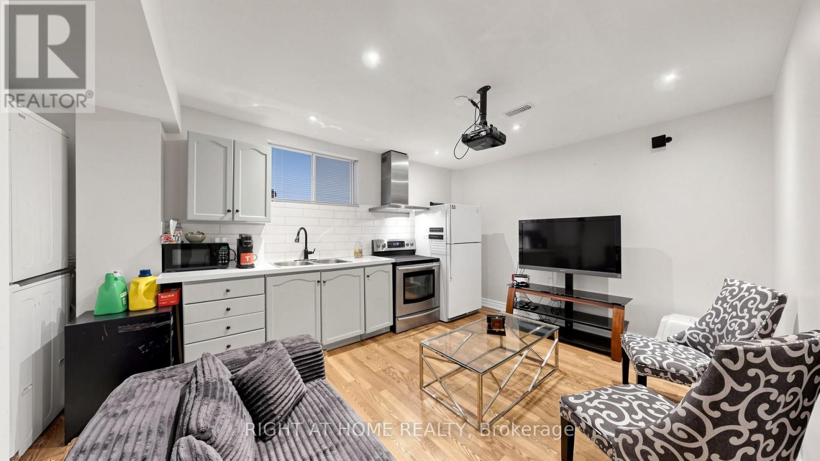 22 Byram Downs Street, Ajax, Ontario  L1Z 1R5 - Photo 32 - E13181488