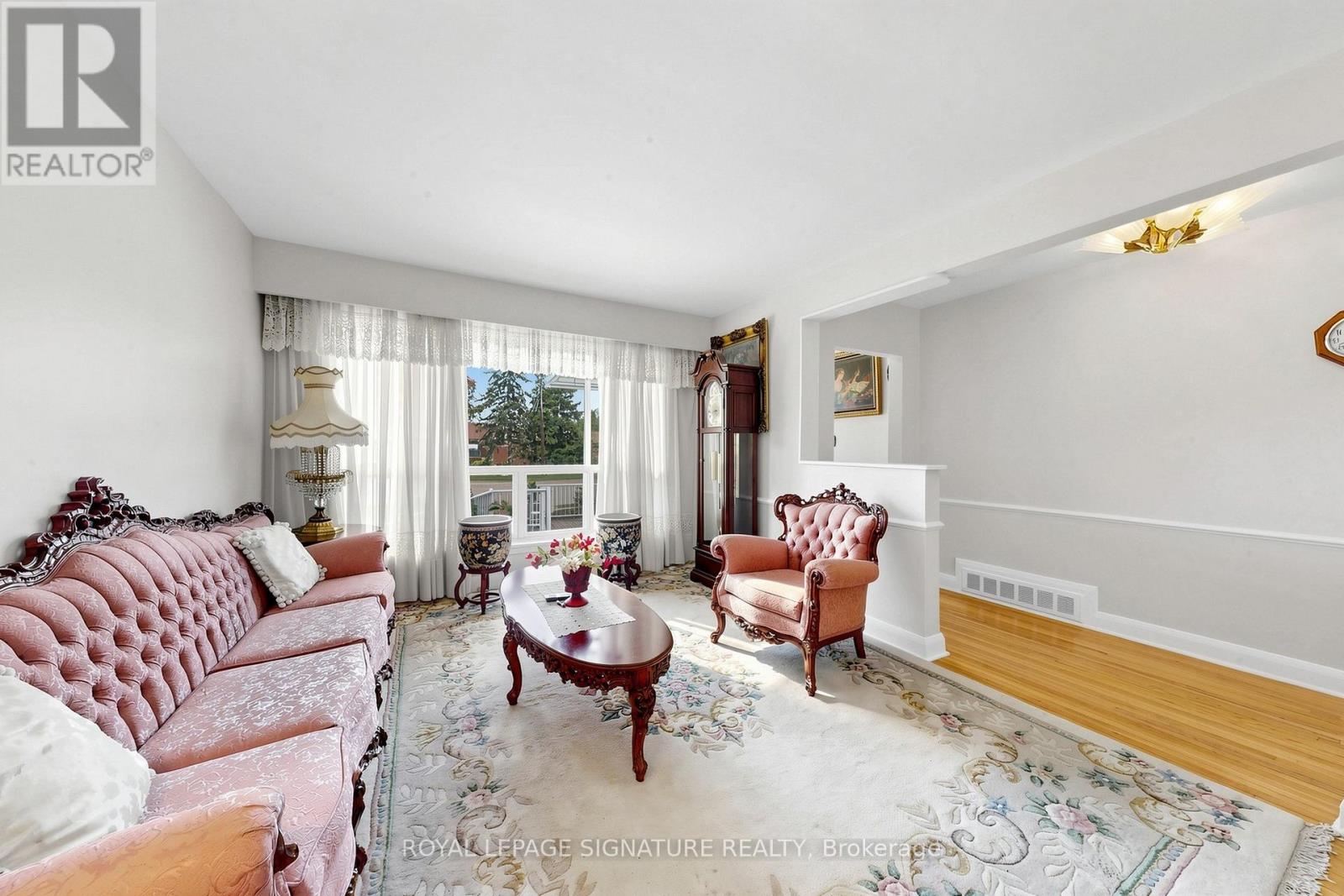 38 Lingarde Drive, Toronto, Ontario  M1R 1X6 - Photo 10 - E13181534