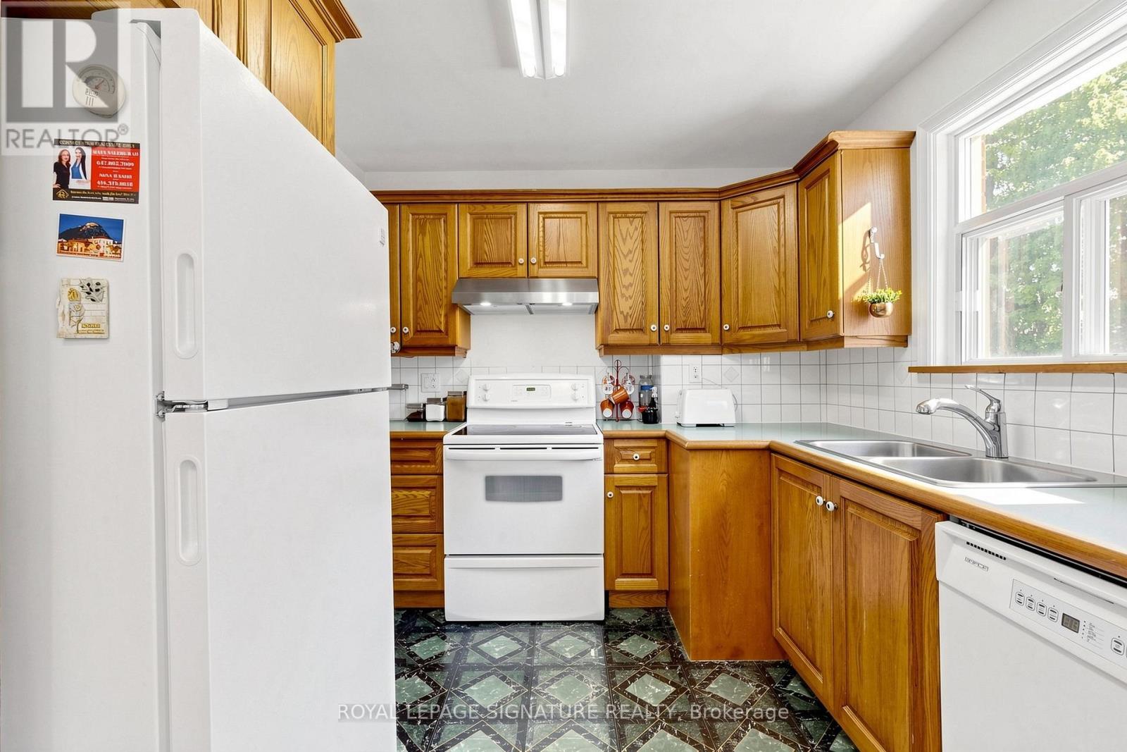 38 Lingarde Drive, Toronto, Ontario  M1R 1X6 - Photo 11 - E13181534