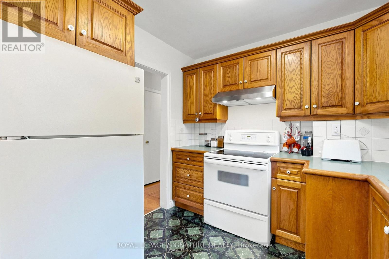 38 Lingarde Drive, Toronto, Ontario  M1R 1X6 - Photo 12 - E13181534