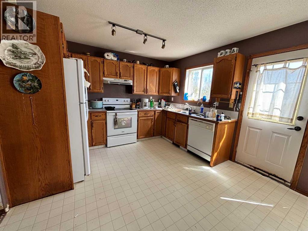 52 Country Ridge Close, Lacombe, Alberta  T4L 1H2 - Photo 7 - A2314519