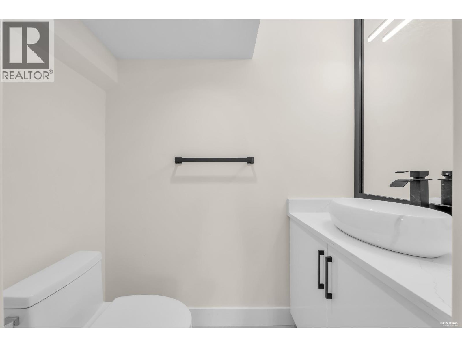 1620 E 53rd Avenue, Vancouver, British Columbia  V5P 3H7 - Photo 12 - R3127952