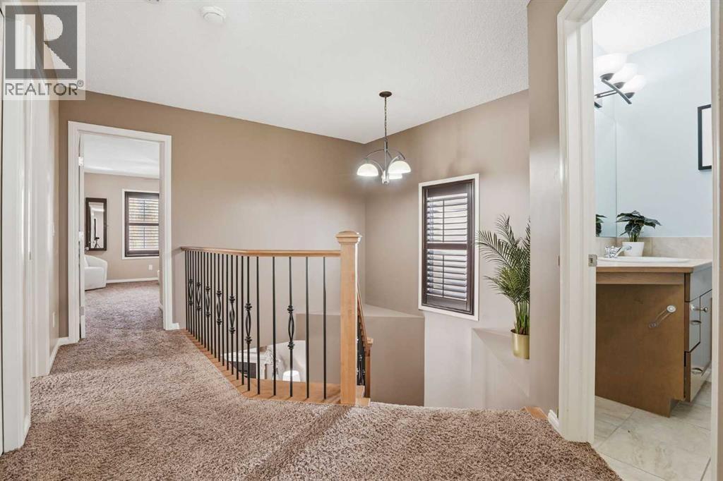 99 Aspen Hills Close Sw, Calgary, Alberta  T3H 0C6 - Photo 17 - A2314377