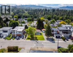 679 Mcclure Road, Kelowna, British Columbia  V1W 1L7 - Photo 3 - 10388487