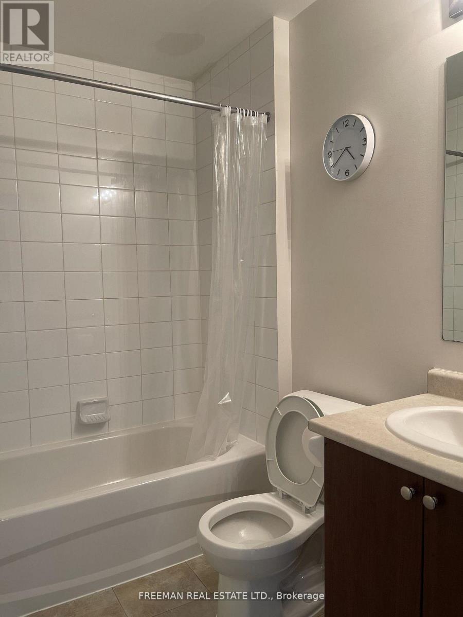 16 - 3135 Boxford Crescent, Mississauga, Ontario L5M 0X1 - Photo 7 - W13181482
