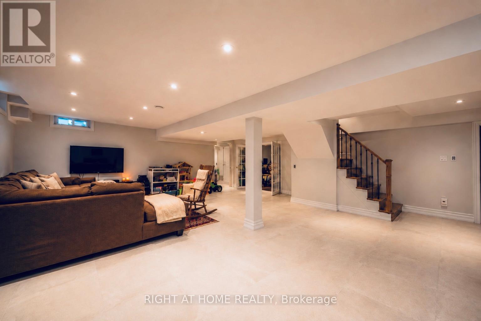 3115 Spring Creek Crescent, Mississauga, Ontario  L5N 4S4 - Photo 40 - W13181530