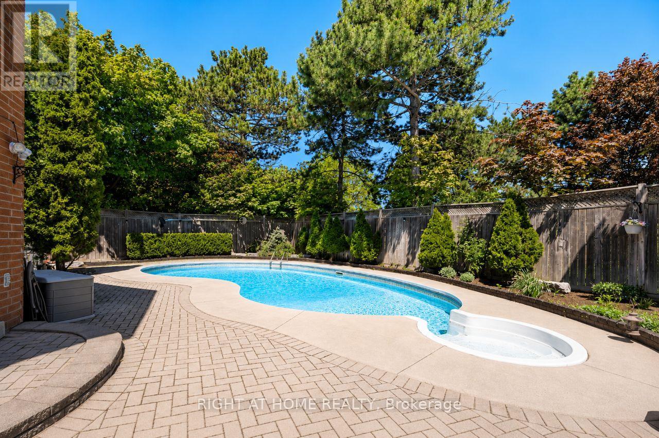 3115 Spring Creek Crescent, Mississauga, Ontario  L5N 4S4 - Photo 45 - W13181530