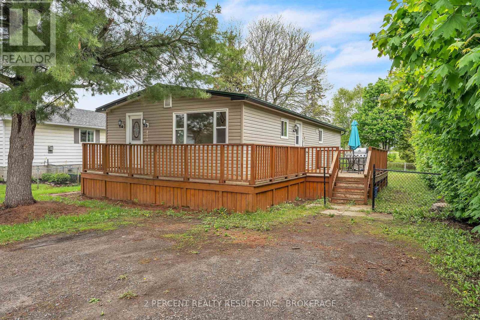 479 HENRIETTA STREET, Gananoque, Ontario